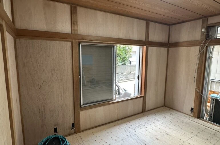    【横浜市】和室から洋室へリフォーム｜畳からフローリングへ張り替え・真壁を活かした内装リフォーム   